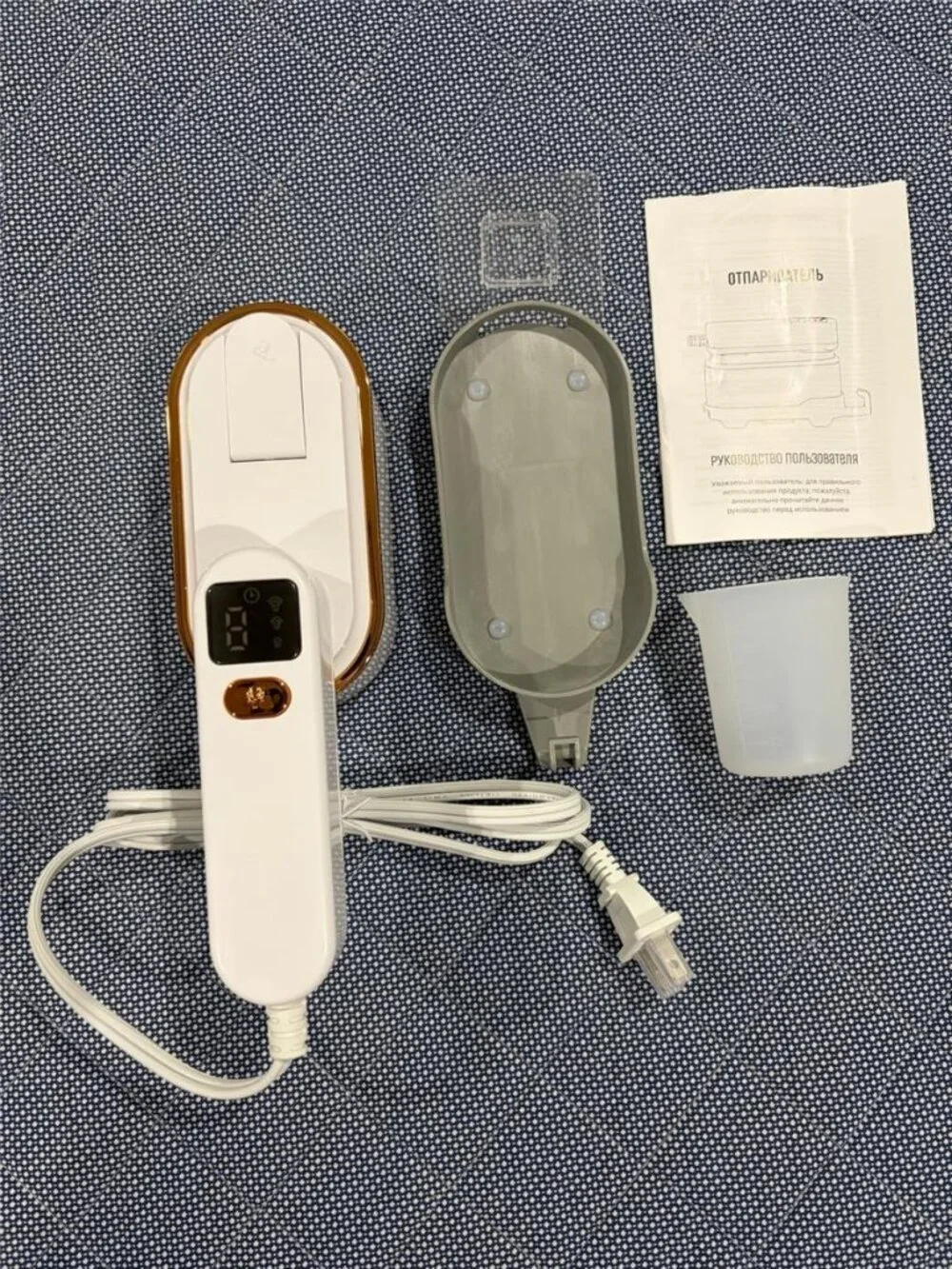 Travel Steamer for Clothes, 2-in-1 Handheld Garment Steamer Iron, 180°
